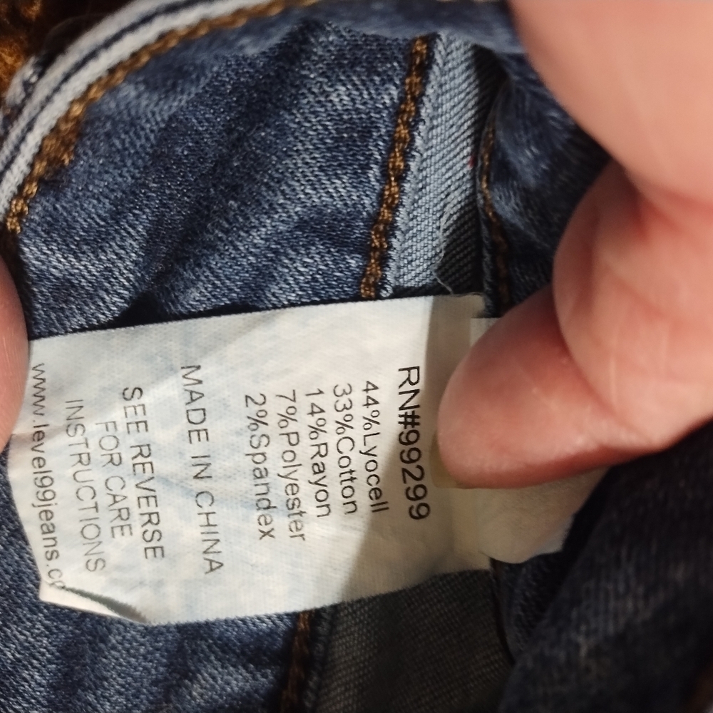 2 Pairs - Level 99 Jeans - Picture 6 of 16